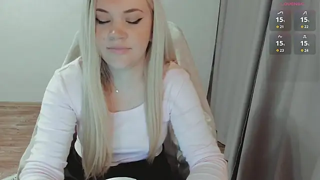 AllAboutLoveXx webcam