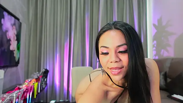MillaBelle webcam