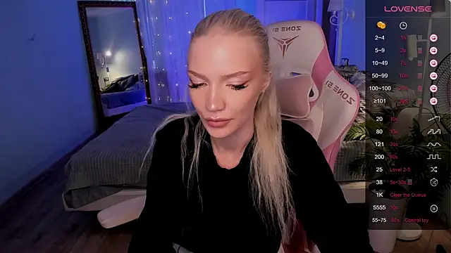 AnyaTaylor_