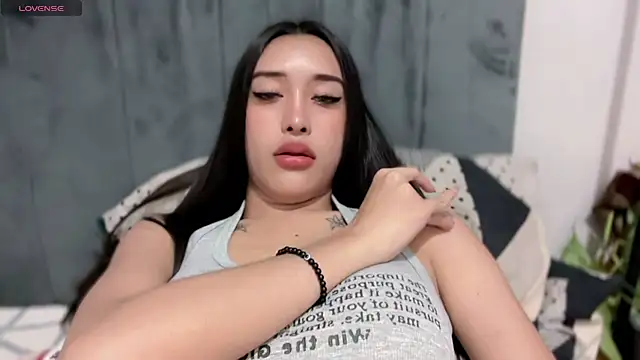 wiggle_nibble webcam