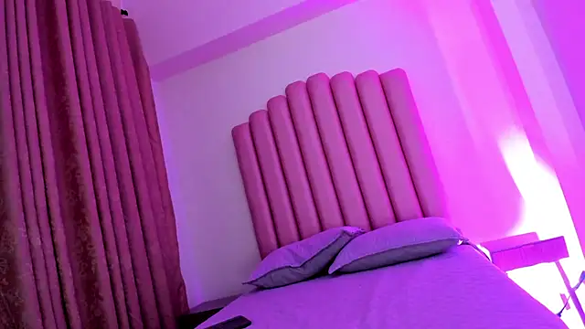 lana_fox01 - Lana_fox01's free webcam - UK Sex Cams