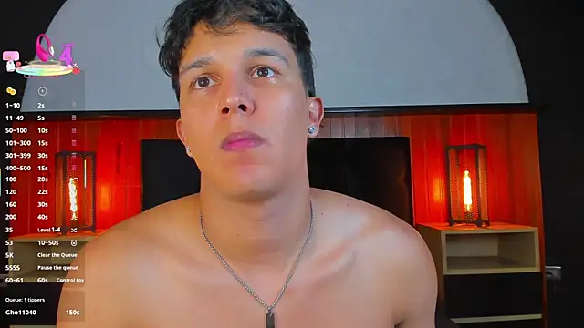 Leo_Savage_ webcam