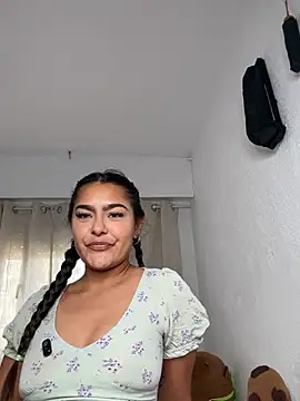 AshiaEktaa webcam