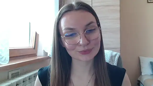 LooveELLYx webcam