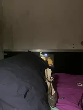crisfootlicker webcam