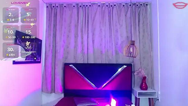 luisa__torres webcam