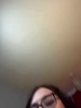 Curvy_bigtitts live cam on StripChat