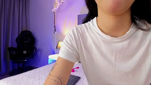Miss_Belu webcam