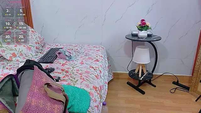 matureahomegirl