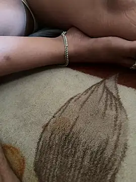 Bold_couple_desi