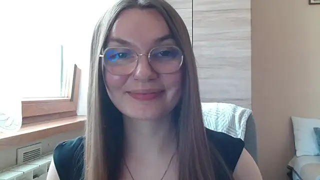 LooveELLYx webcam