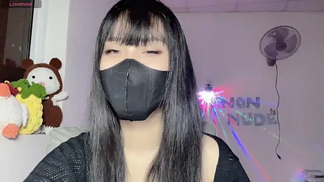 Tieu-May webcam