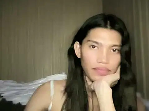 Yourgoddess_jayve webcam