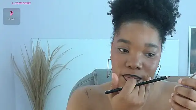 kimara_lion webcam