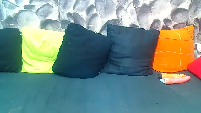 AfricanBigAssxx98 webcam
