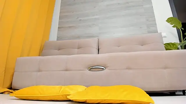 IreneHabibi webcam