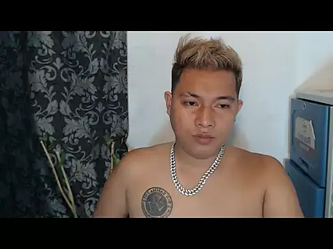 PRIMOLOVEXX webcam