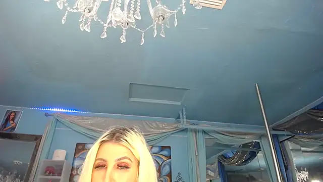 ADRIANNA_FOX webcam