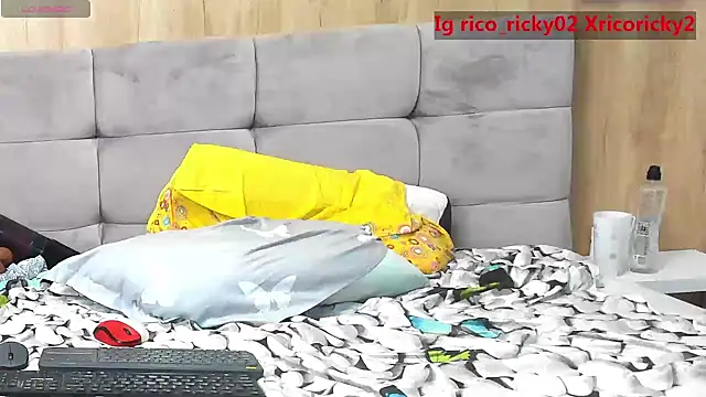 rico_ricky webcam