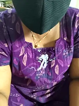 MaaliiiPonuTamil webcam