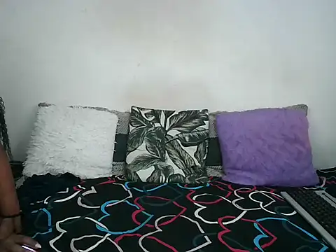 Thickqueenxxx webcam
