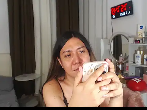 stellahugeX webcam