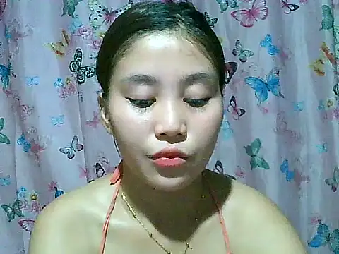SexyAsianPussy4u webcam