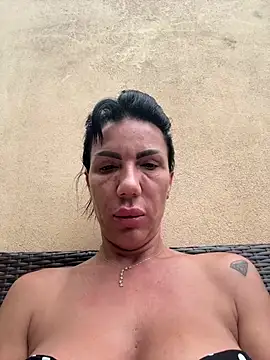 SelineVelvet webcam