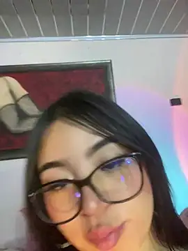 Lana_Hands webcam