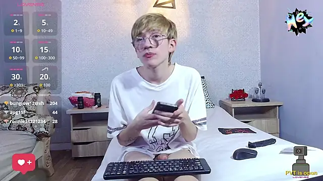 axell_stone_ webcam