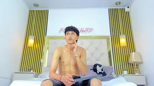 Jay_Secret1 webcam
