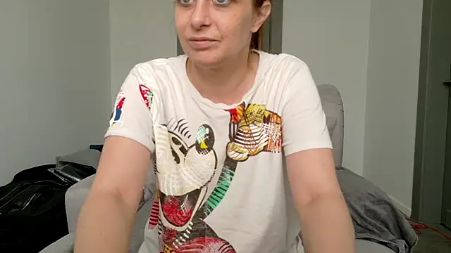 Chantalee webcam