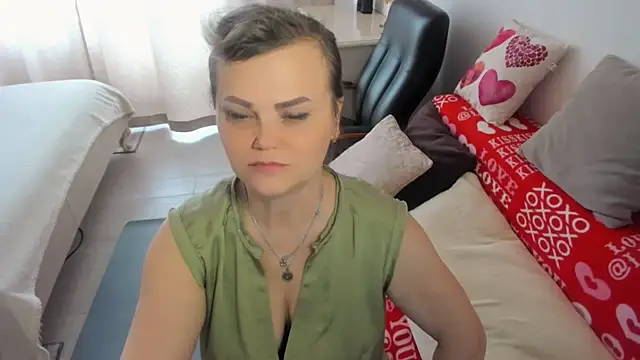 MildMature webcam