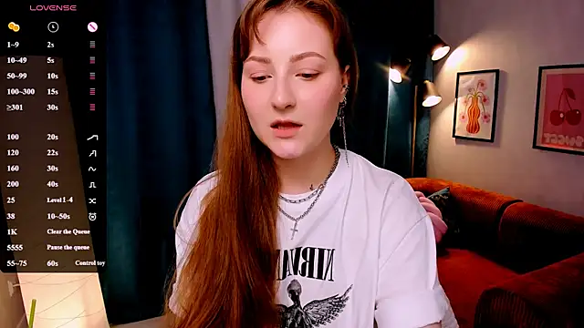 velvet_cherry_ webcam