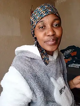 LadyShirley webcam