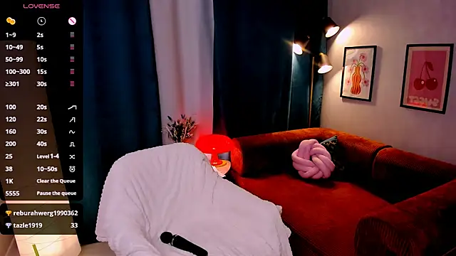 velvet_cherry_ webcam