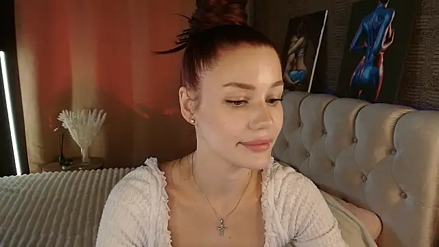 Aria_Mila webcam
