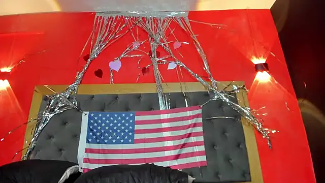 YayaHilton webcam