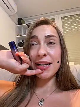 Alicewonder_8