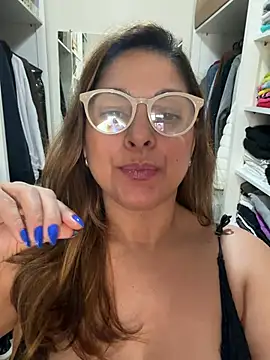 Mariiii_morena webcam