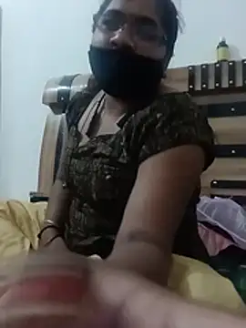 Menka_cut34 webcam