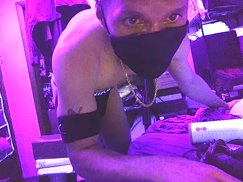 Cloudd_Kingg_Iceyyy webcam