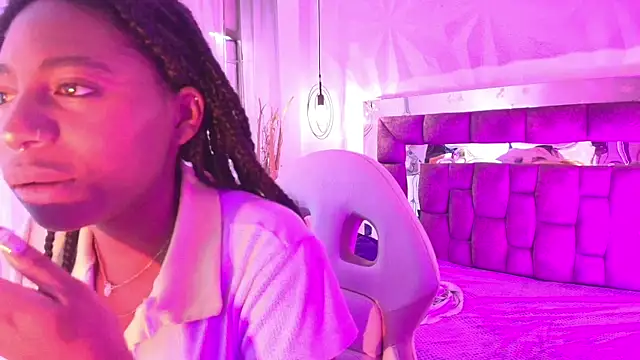 Queen_perla_ webcam