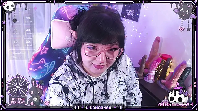 LiloMoon69 webcam