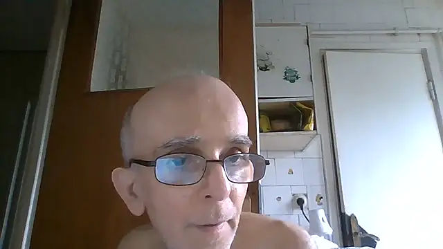 mariusica1@xh webcam