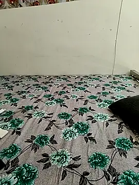 Cute_Kritika webcam