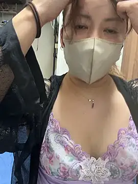Mirika555 webcam