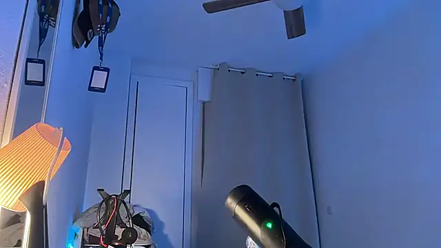 HoleBreeder webcam