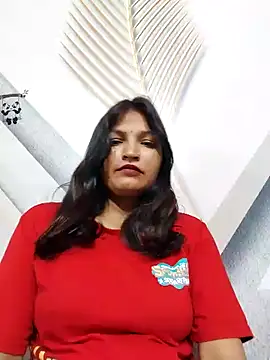 Priyaa_1433 webcam