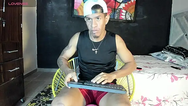 antonio_aguilarx webcam